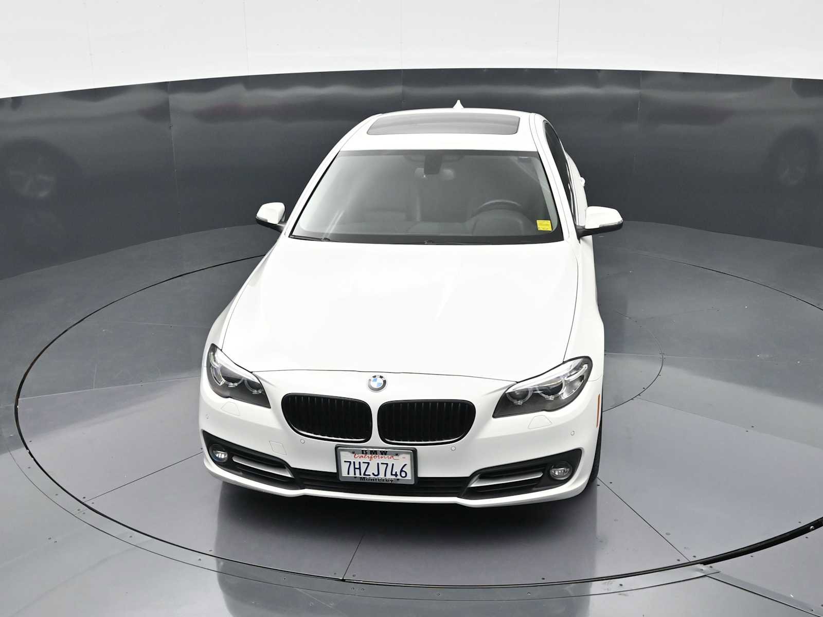Used 2015 BMW 528i Sedan image 18
