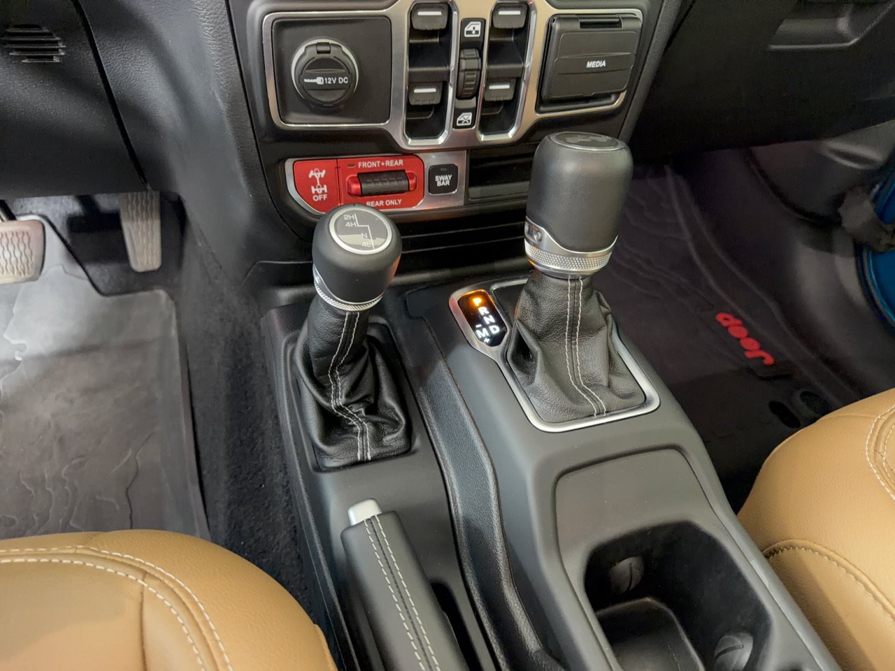 Used 2020 Jeep Wrangler Unlimited Rubicon AWD/4WD image 24
