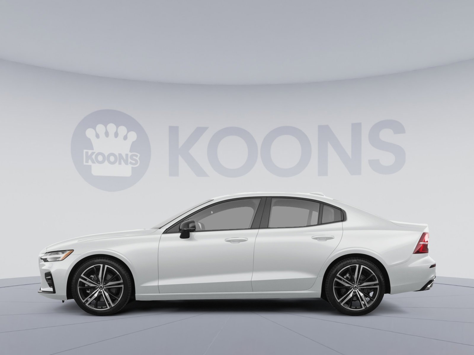 Used 2019 Volvo S60 T5 R-Design image 2
