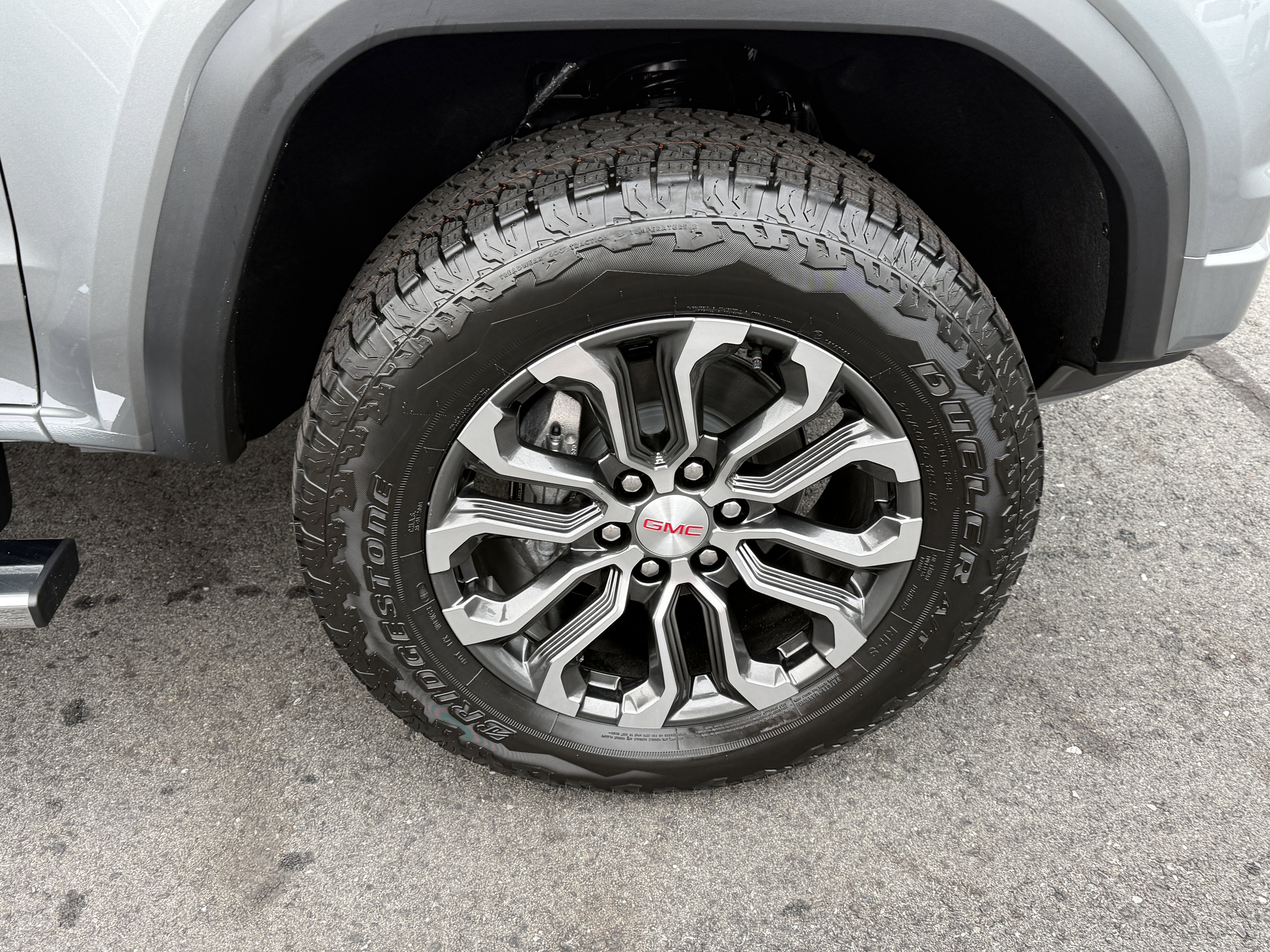 New 2026 GMC Canyon Denali AWD/4WD image 12