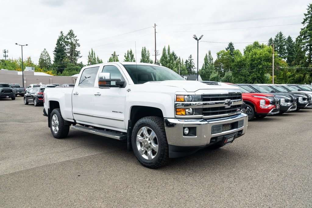 Used 2018 Chevrolet Silverado 2500 LTZ image 28