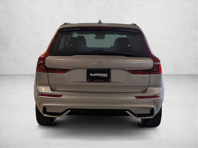 New 2026 Volvo XC60 T8 Plus w/ Climate Package PRO AWD/4WD image 7