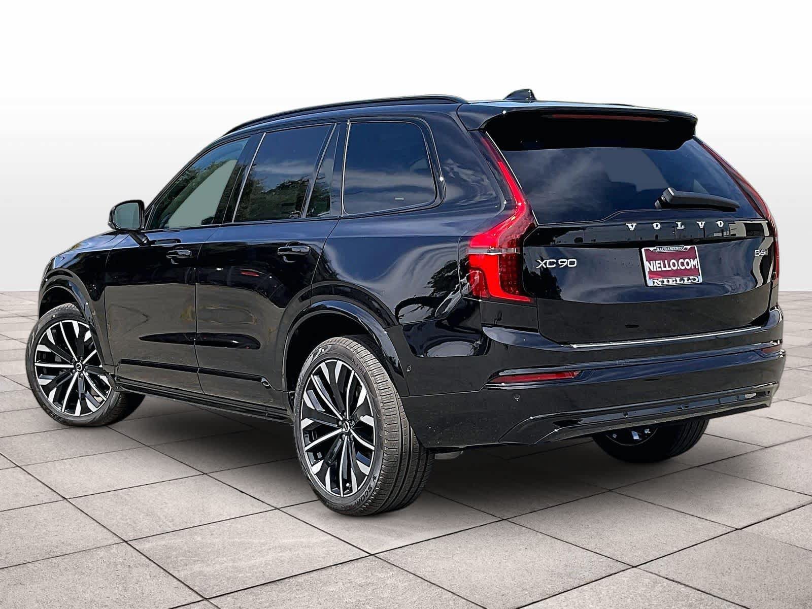New 2027 Volvo XC90 B6 Ultra AWD/4WD image 3