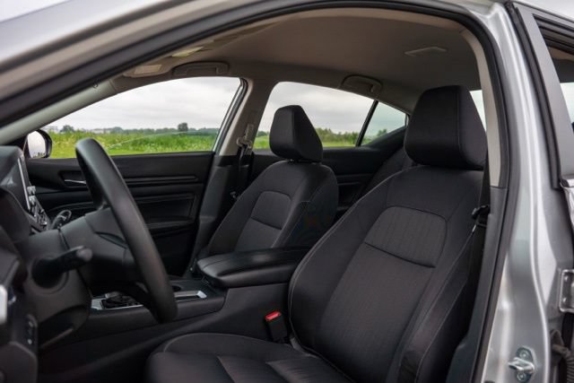 Used 2019 Nissan Altima 2.5 S FWD image 14