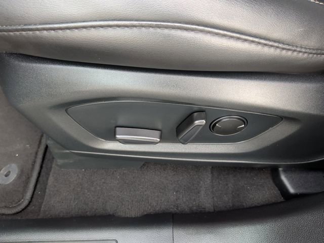 Certified 2023 Ford Explorer XLT w/ Equipment Group 202A AWD/4WD image 20