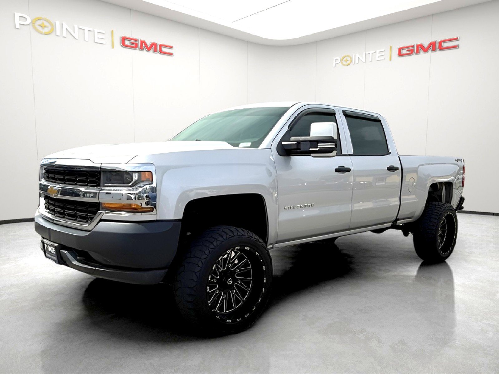 Used 2018 Chevrolet Silverado 1500 W/T w/ WT Convenience Package image 2