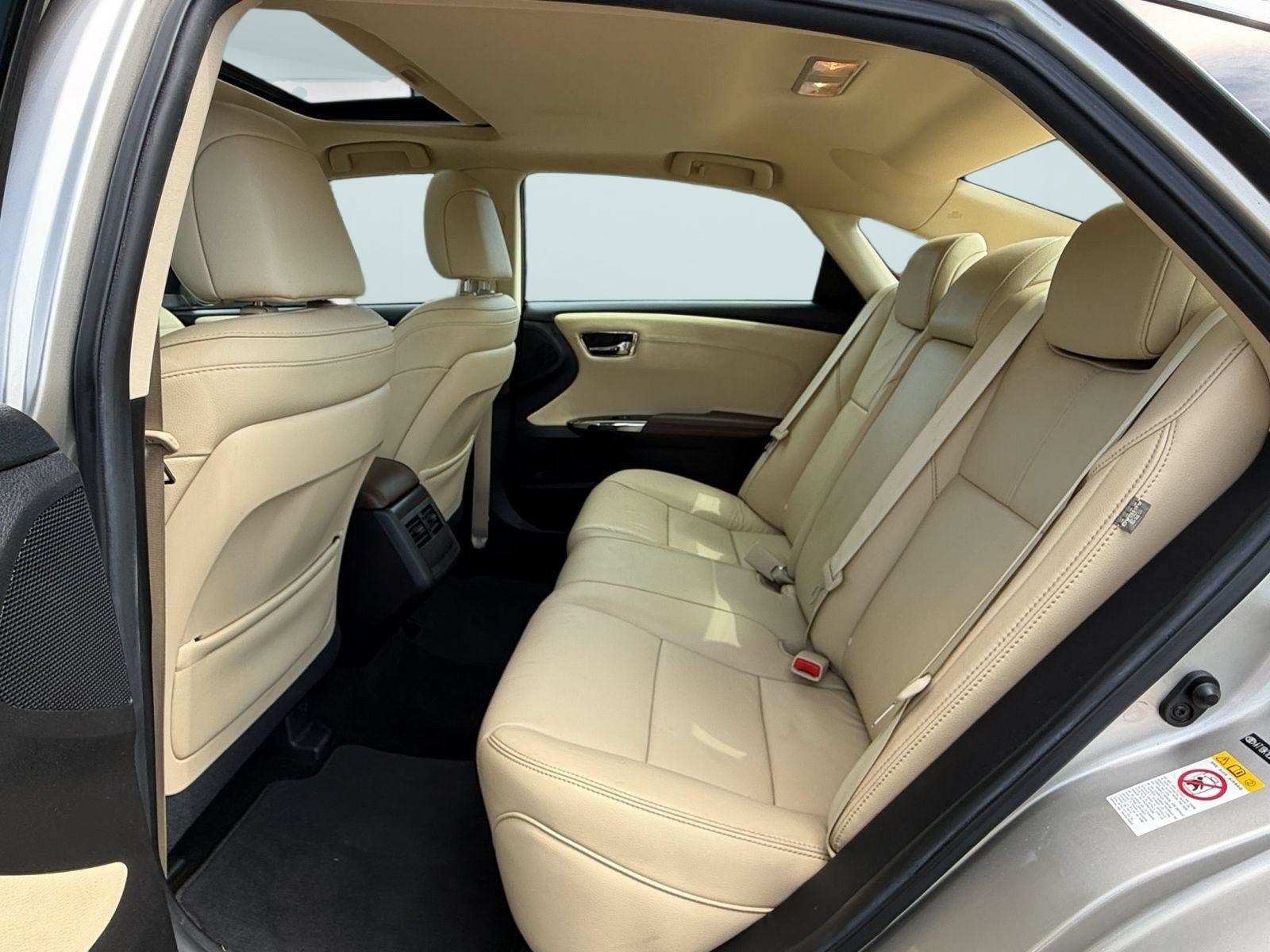 Used 2016 Toyota Avalon Touring FWD image 21