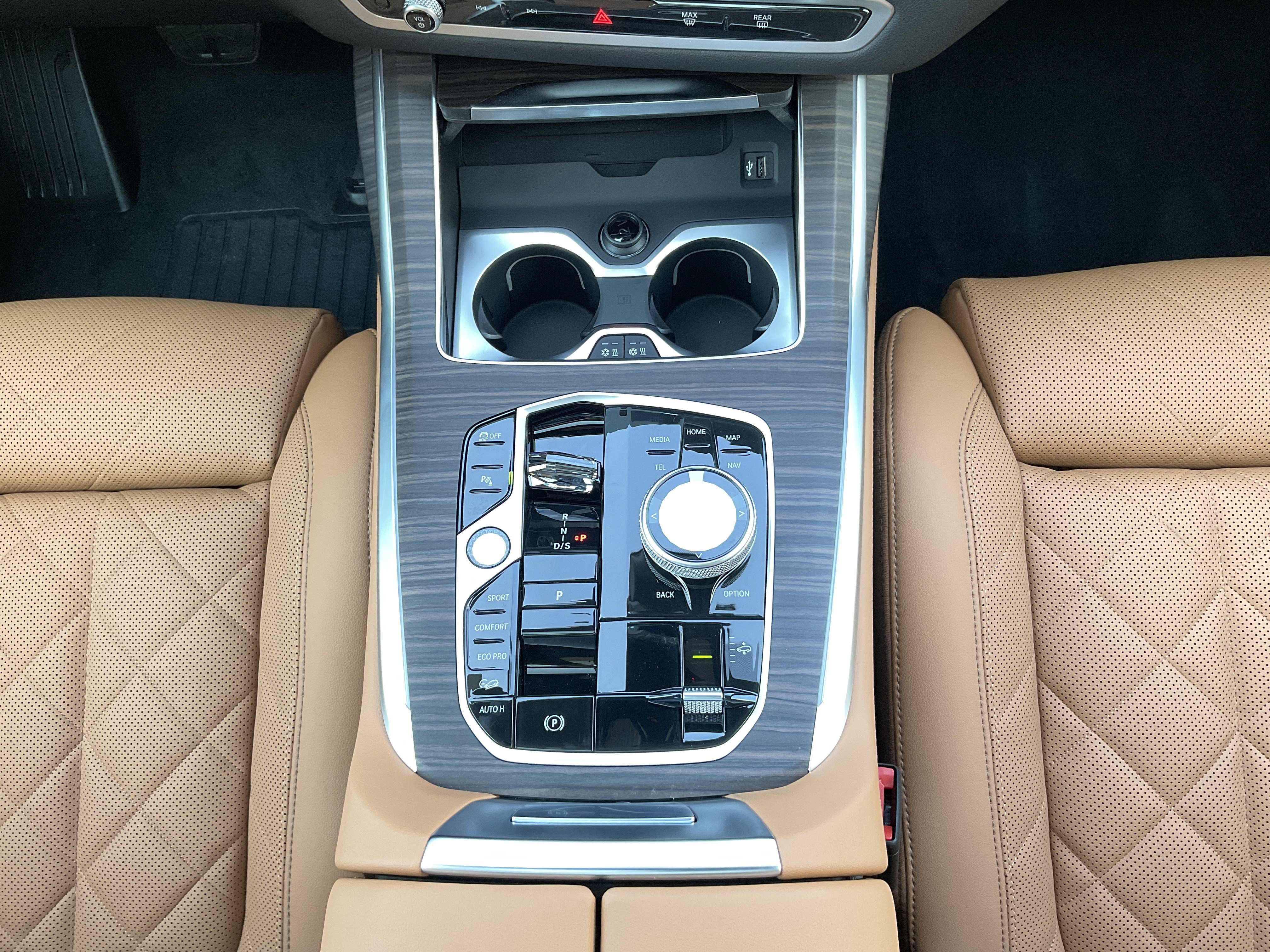 New 2027 BMW X7 xDrive40i w/ Executive Package AWD/4WD image 19