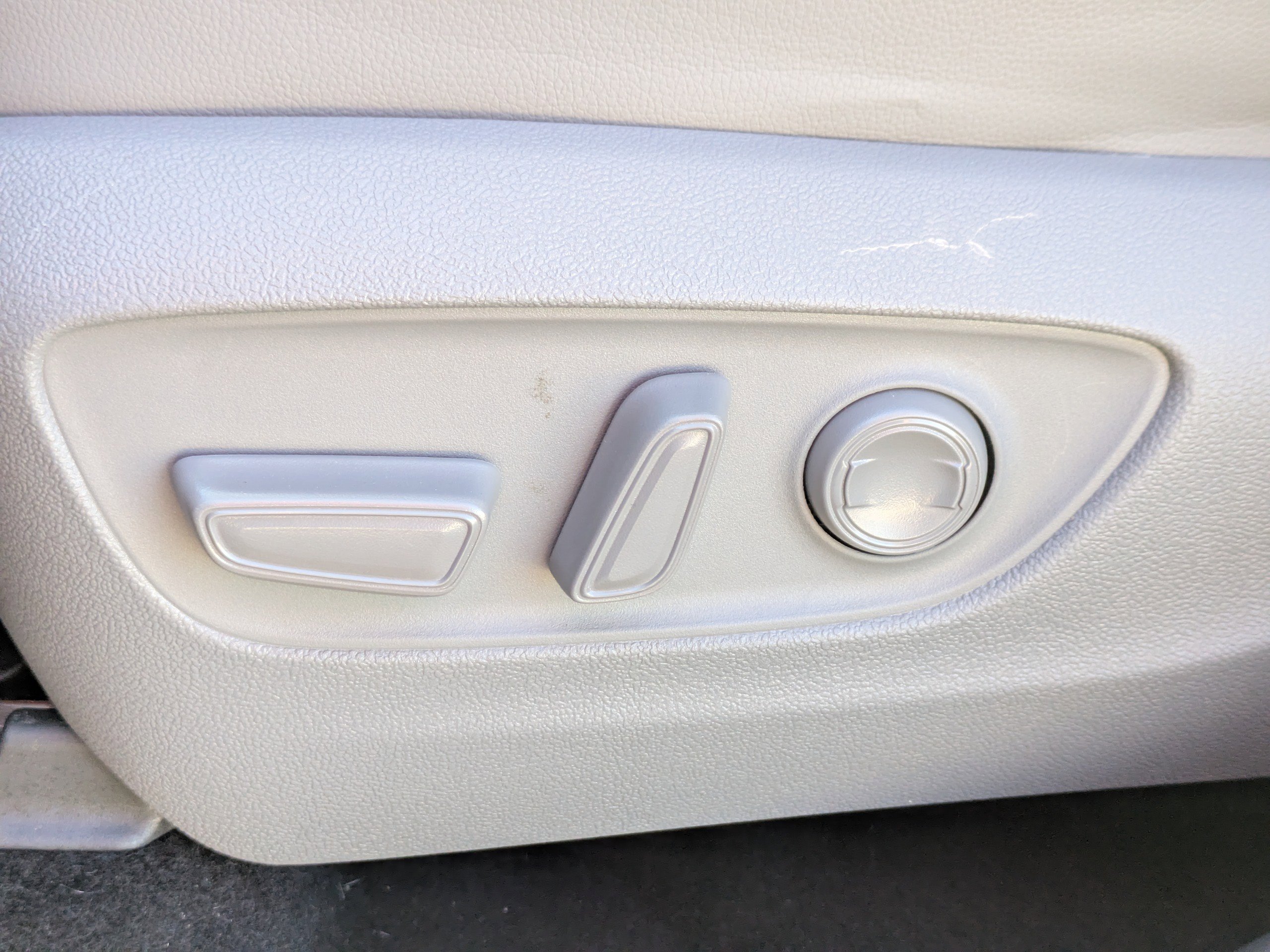 Used 2022 Toyota Highlander Platinum image 24