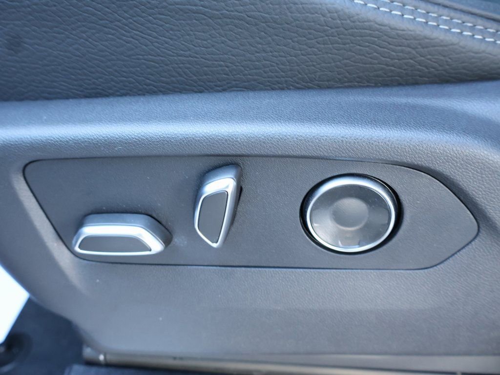 New 2026 GMC Sierra 1500 Denali AWD/4WD image 16