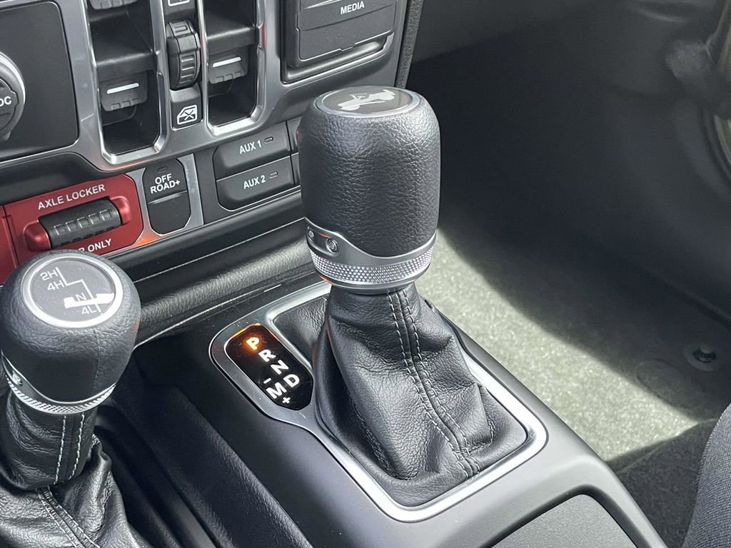 New 2025 Jeep Wrangler Unlimited Sport image 39