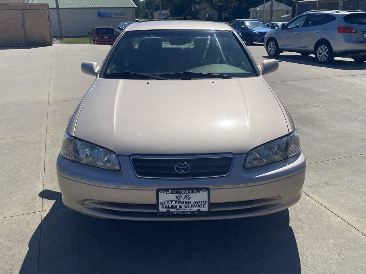 Used 2001 Toyota Camry XLE FWD image 3