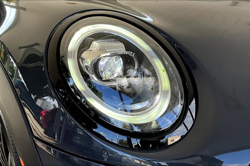 Used 2019 MINI Cooper S image 28
