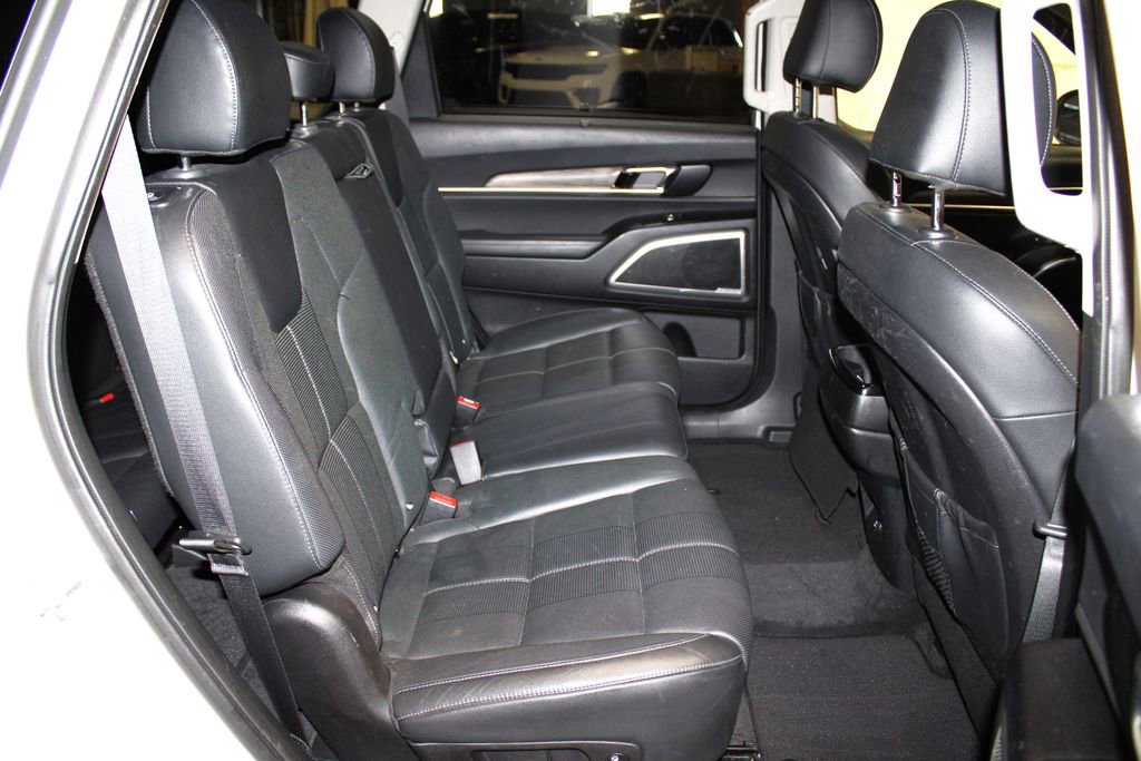 Used 2020 Kia Telluride EX image 35
