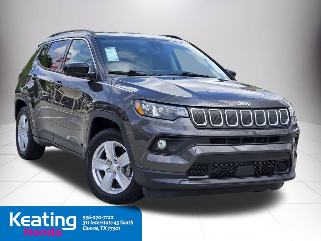 Used 2022 Jeep Compass Latitude FWD image 3