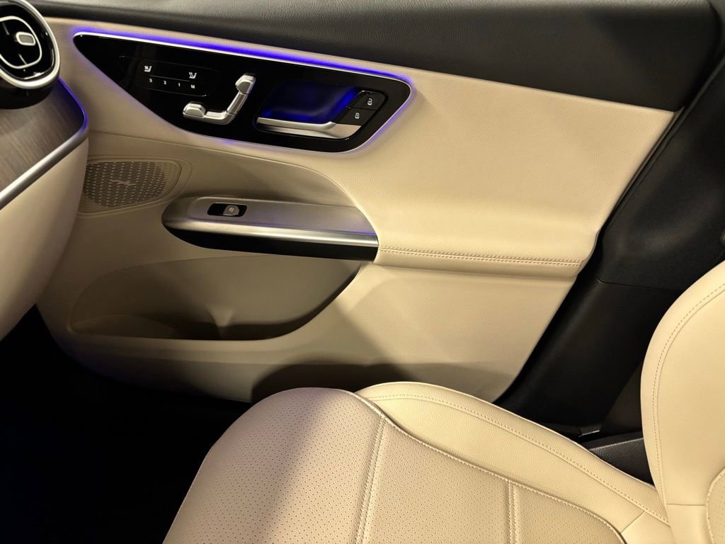 Certified 2026 Mercedes-Benz GLC 300 image 16