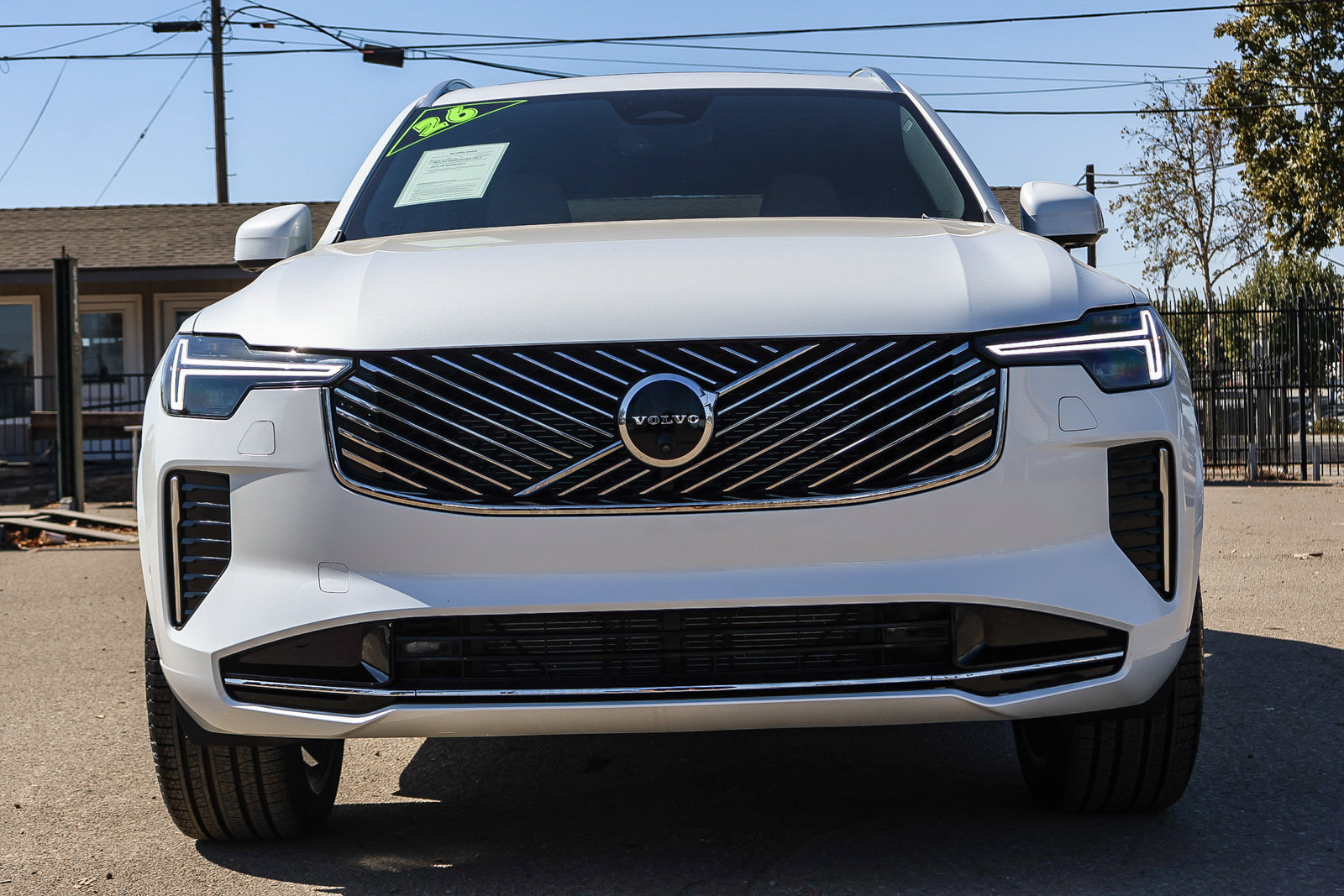 Used 2026 Volvo XC90 B6 Plus w/ Protection Package AWD/4WD image 2