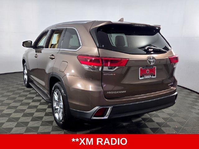 Used 2018 Toyota Highlander Limited FWD image 6