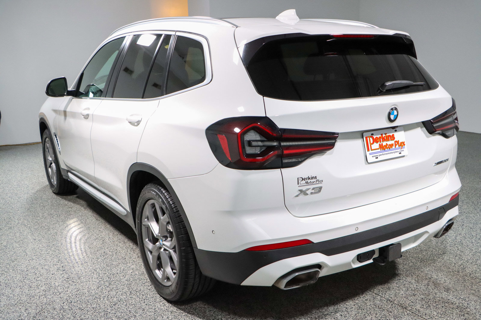 Used 2023 BMW X3 xDrive30i w/ Convenience Package image 9