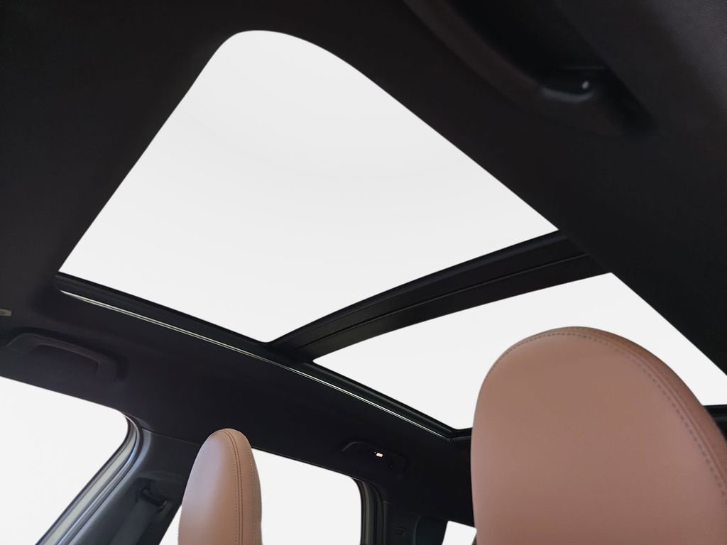 Used 2025 MINI Cooper Countryman S w/ Comfort Package Max image 28