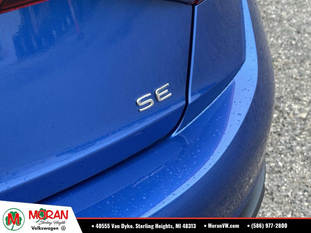 Used 2023 Volkswagen Jetta SE w/ Panoramic Sunroof Package FWD image 10