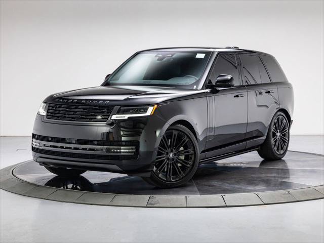 Used 2025 Land Rover Range Rover SE AWD/4WD image 1