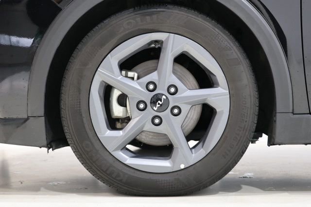 Used 2025 Kia K4 LXS FWD image 11