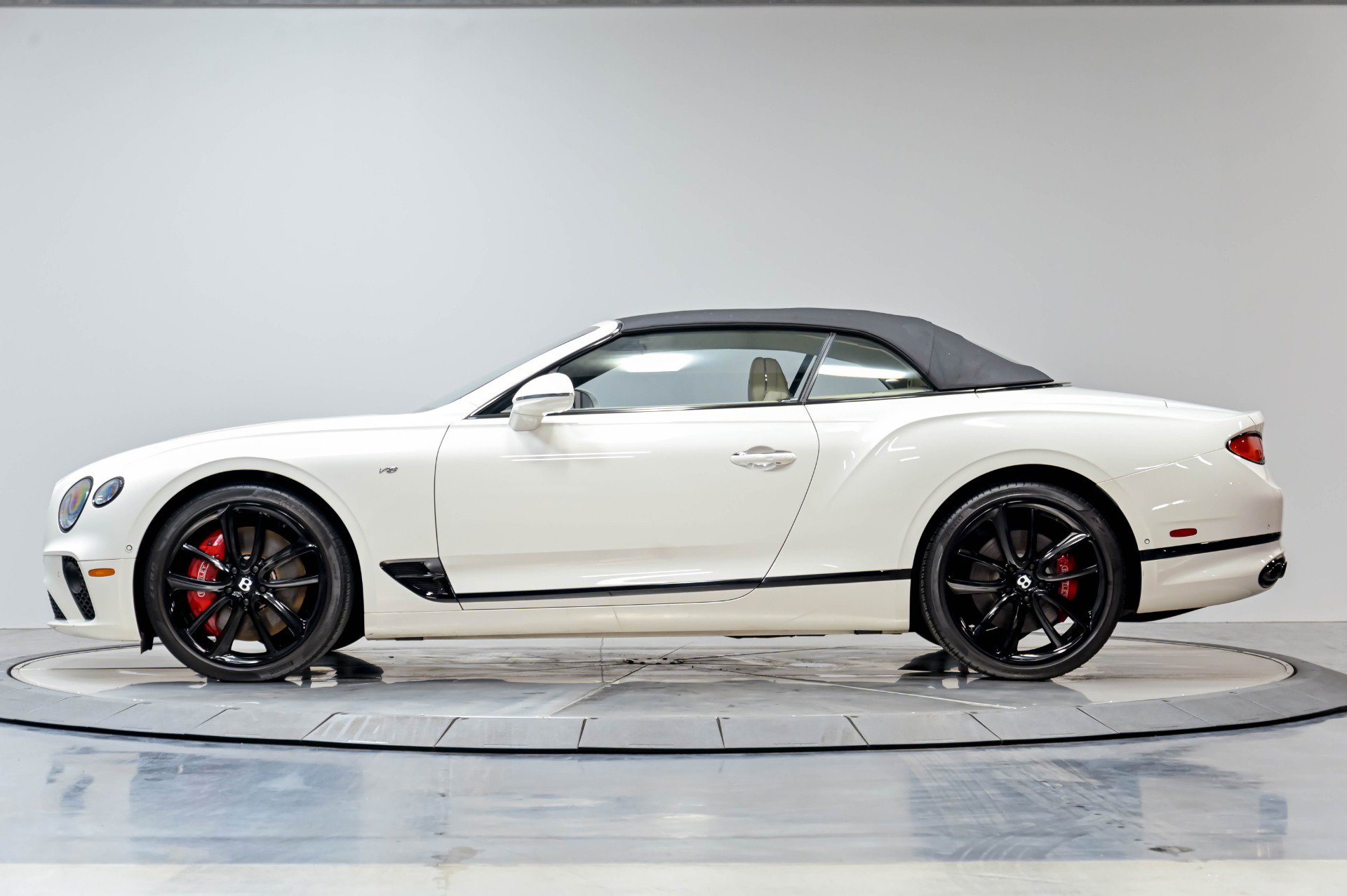 Used 2020 Bentley Continental GT AWD/4WD image 41