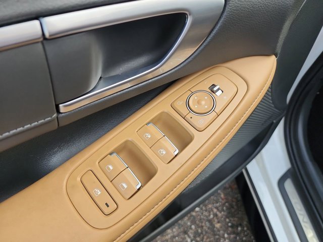 Used 2021 Hyundai Sonata Limited image 13