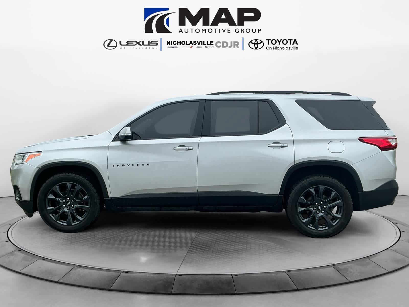 Used 2021 Chevrolet Traverse RS AWD/4WD image 2