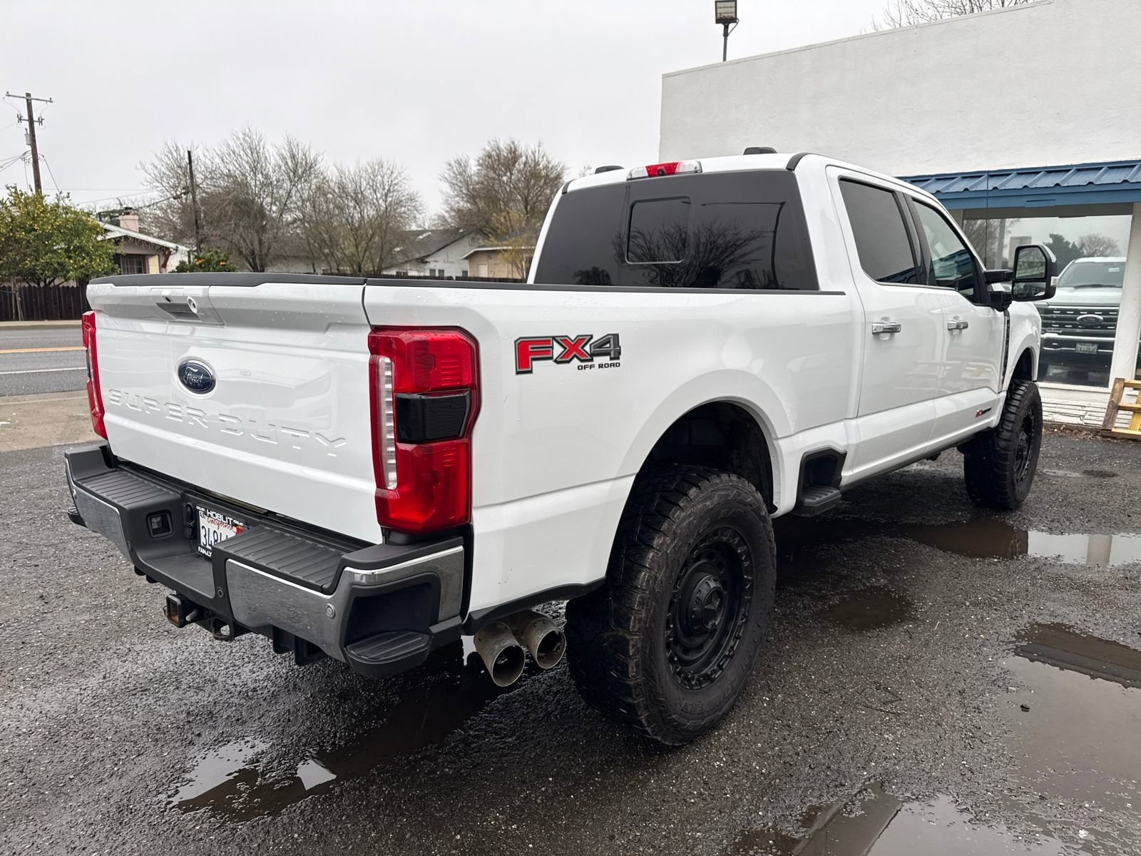 Certified 2023 Ford F250 Lariat w/ Lariat Ultimate Package image 5