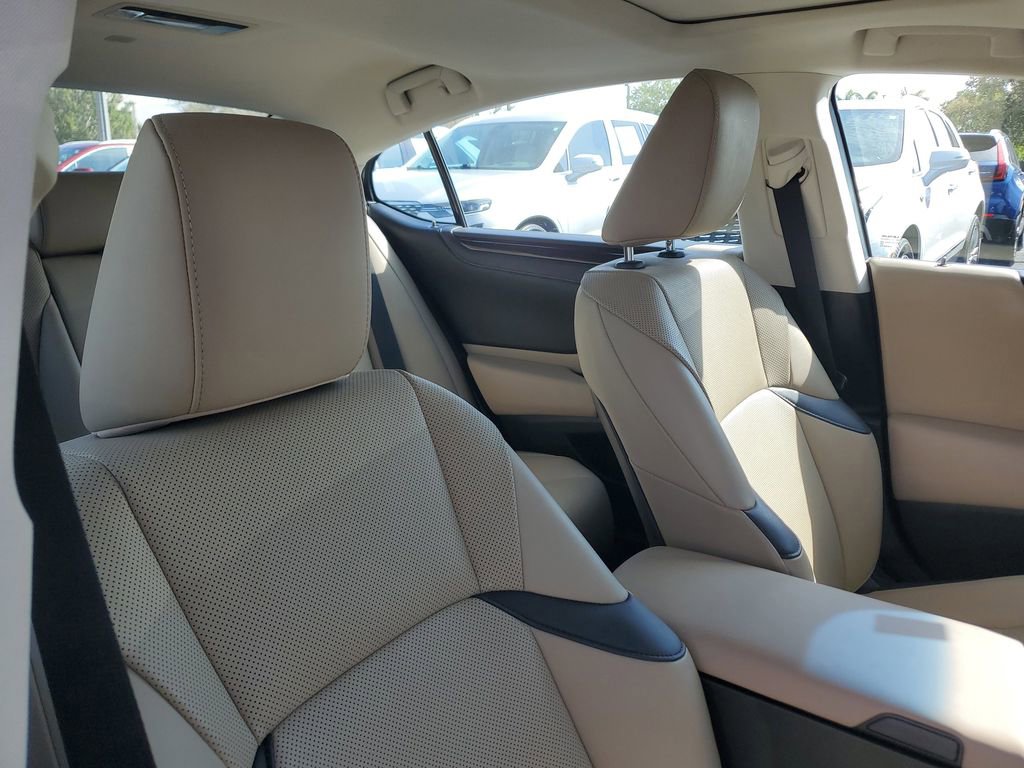 Used 2021 Lexus ES 350 w/ Premium Package image 23