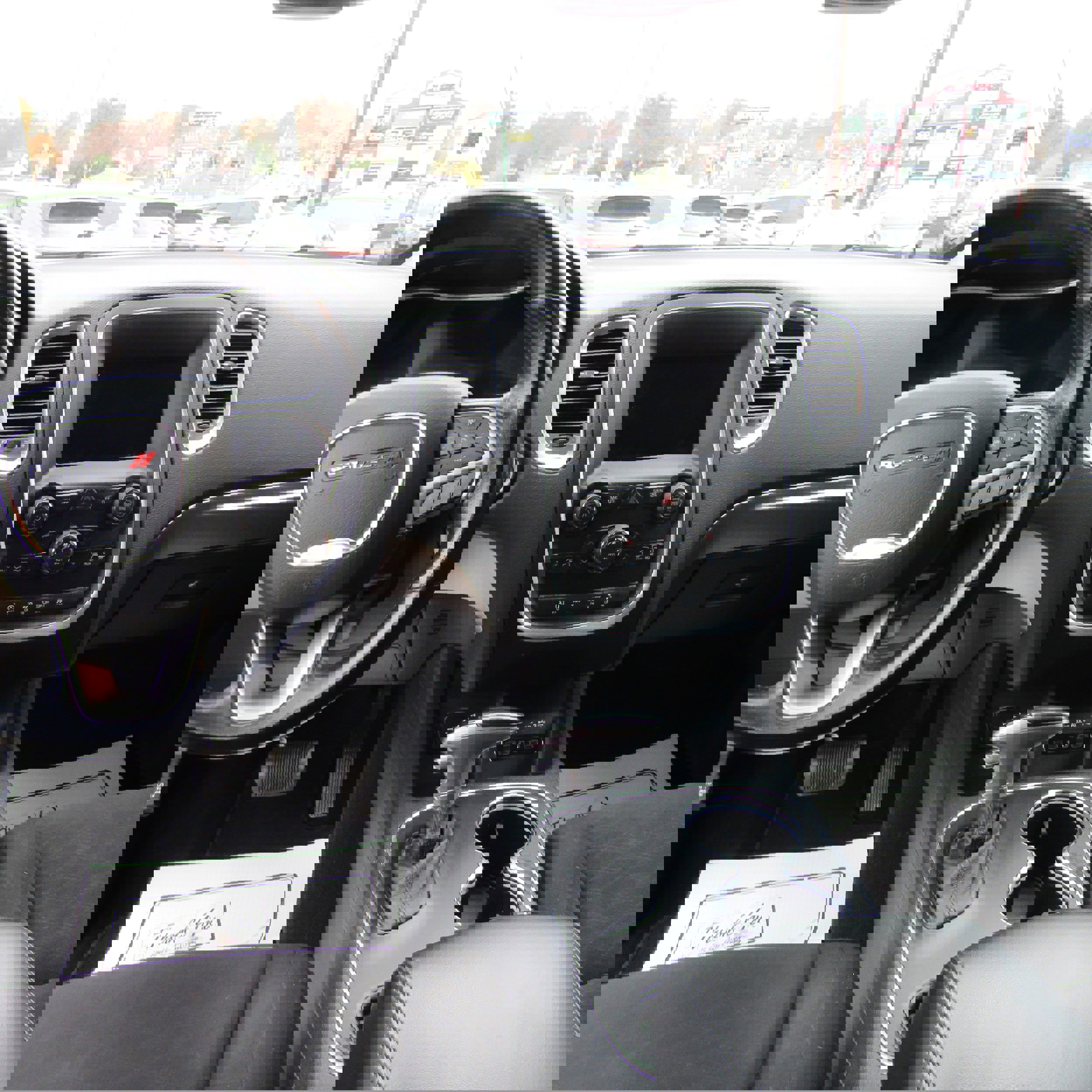 Used 2020 Dodge Durango SXT w/ 3rd Row Seating Group image 19