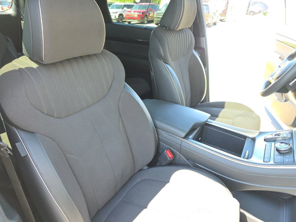 Used 2025 Hyundai Palisade Calligraphy image 26