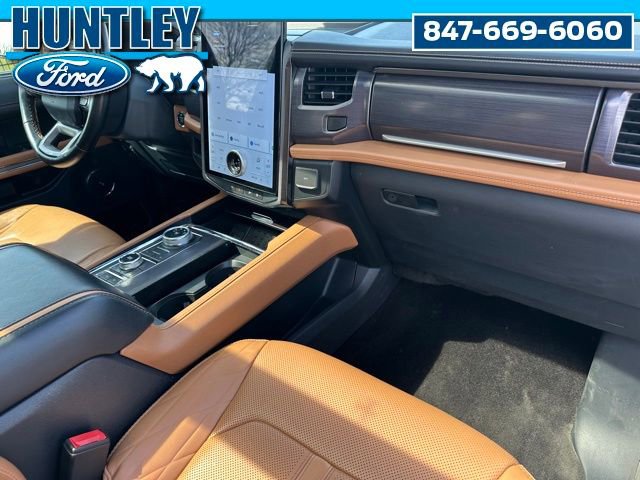Used 2022 Ford Expedition Max Platinum image 11
