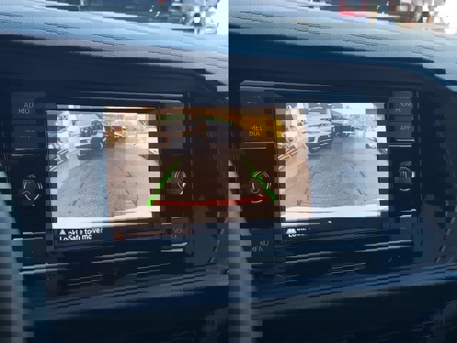 Used 2023 Volkswagen Jetta SE w/ Panoramic Sunroof Package image 24