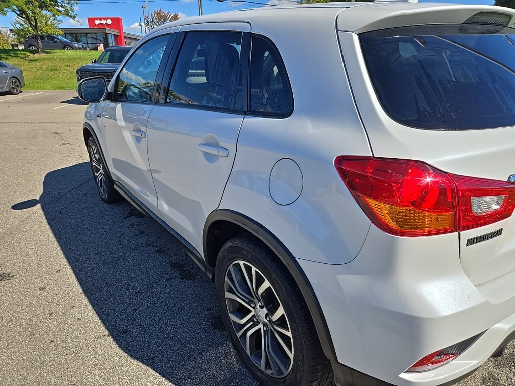 Used 2019 Mitsubishi Outlander Sport ES AWD/4WD image 7