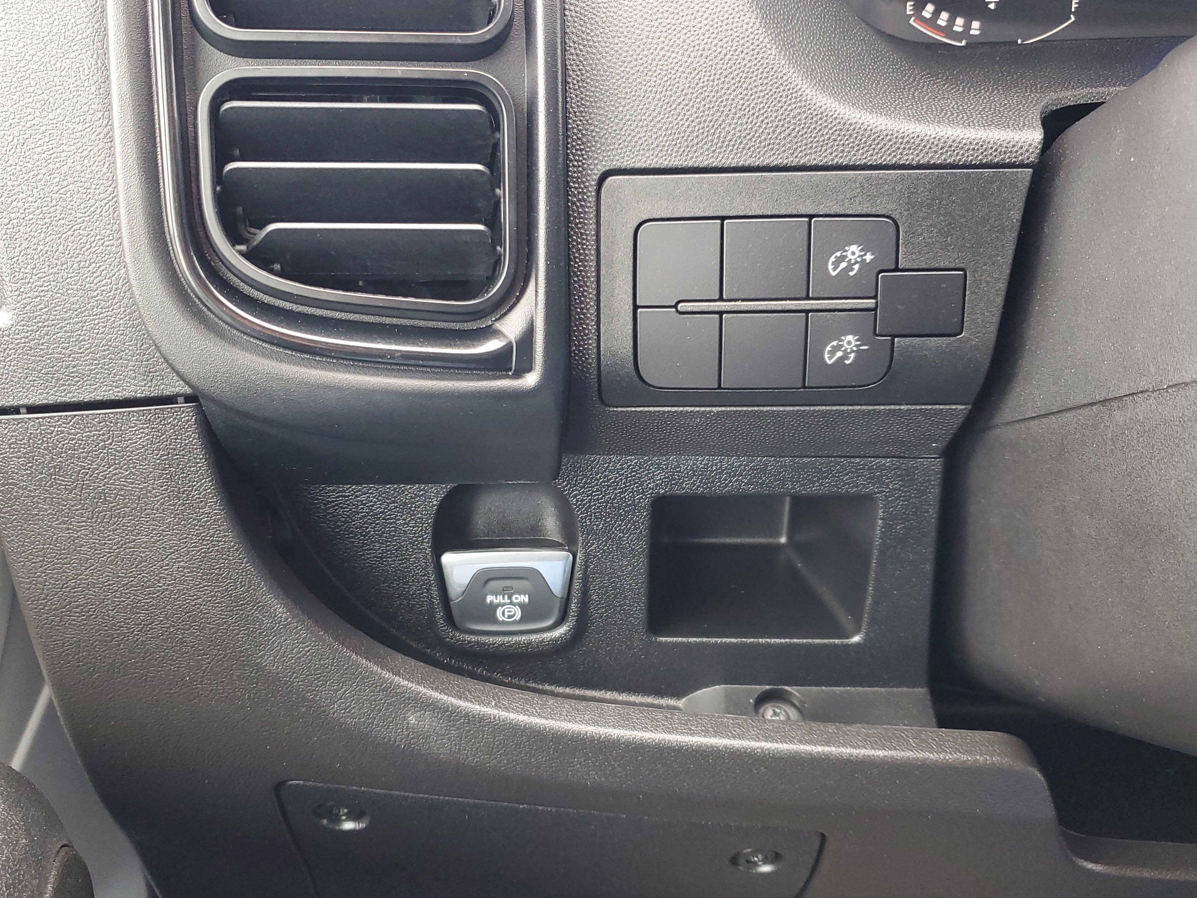 Used 2025 RAM ProMaster 2500 w/ Cold Weather Group image 8