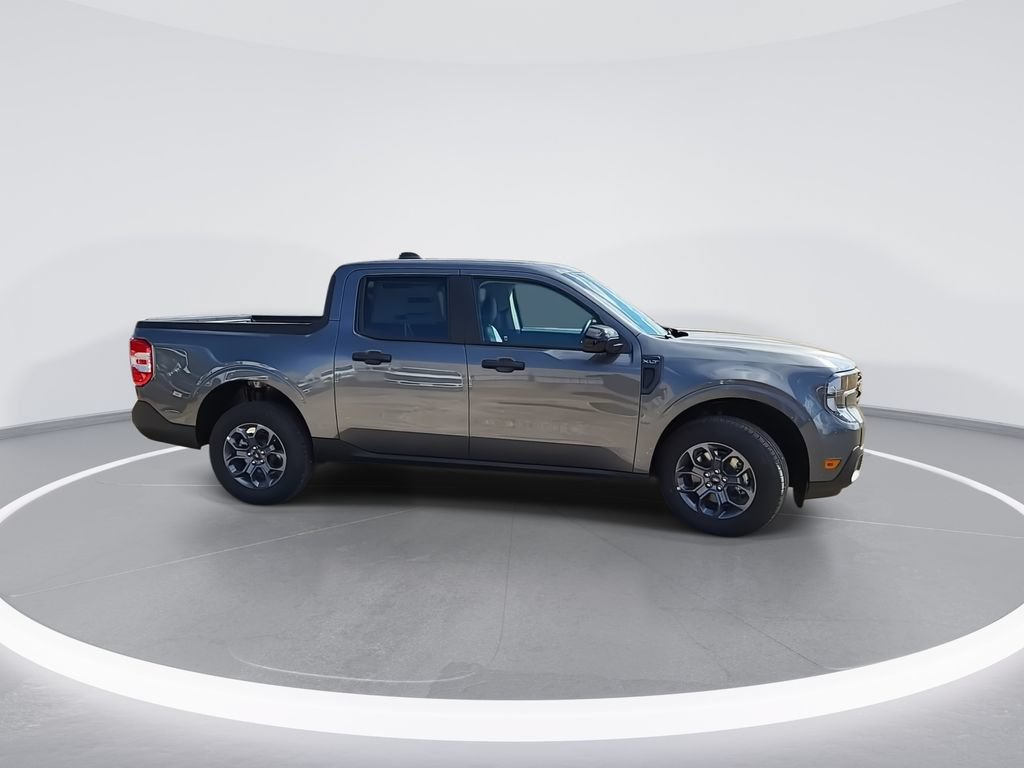 New 2025 Ford Maverick XLT w/ XLT Luxury Package AWD/4WD image 9