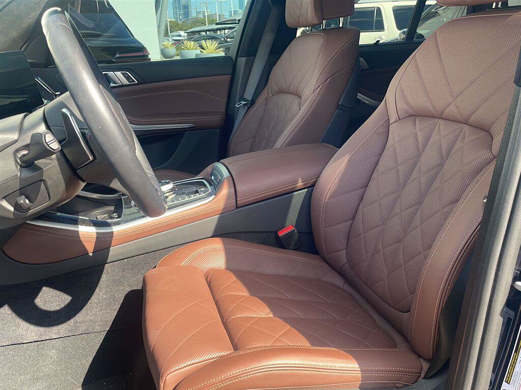 Used 2024 BMW X5 M60i AWD/4WD image 2