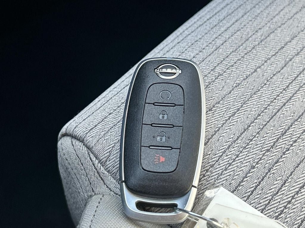 Certified 2023 Nissan Rogue SV AWD/4WD image 32