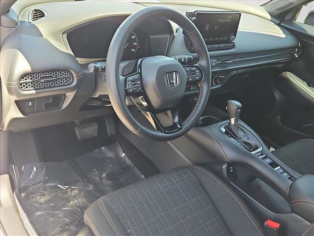 Used 2025 Honda HR-V Sport image 10