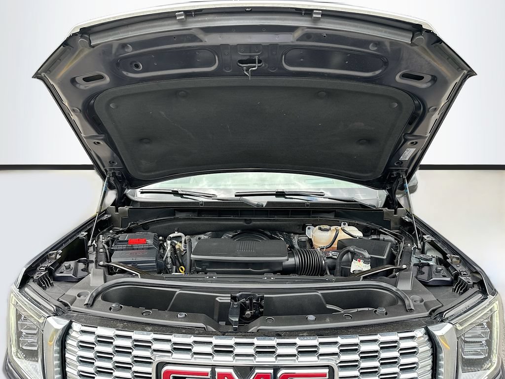 Used 2024 GMC Yukon XL Denali w/ Denali Reserve Package AWD/4WD image 34
