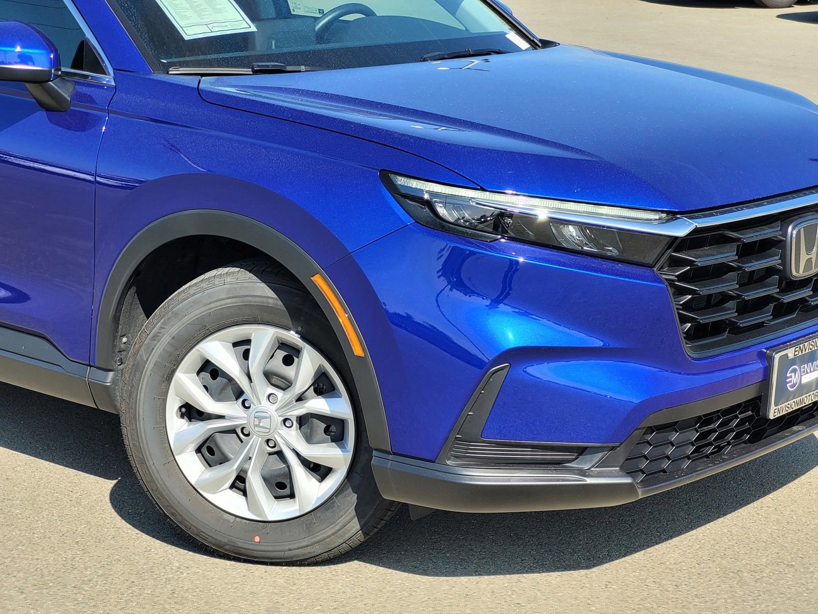 Certified 2025 Honda CR-V LX image 3