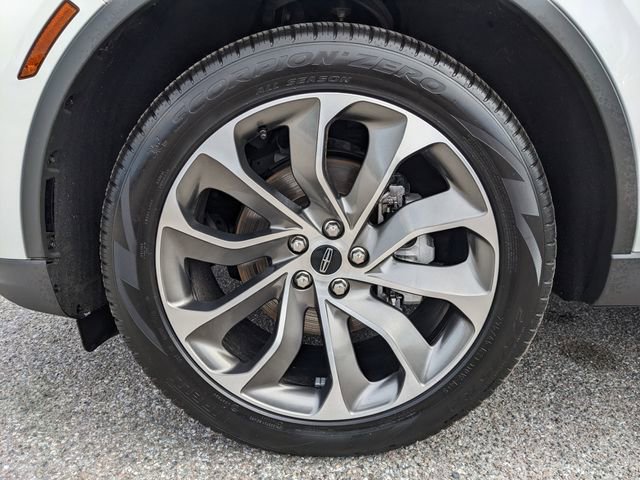 Used 2025 Lincoln Aviator AWD image 10