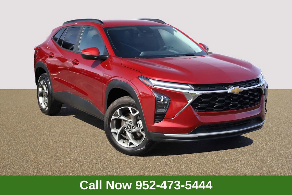 Used 2025 Chevrolet Trax LT