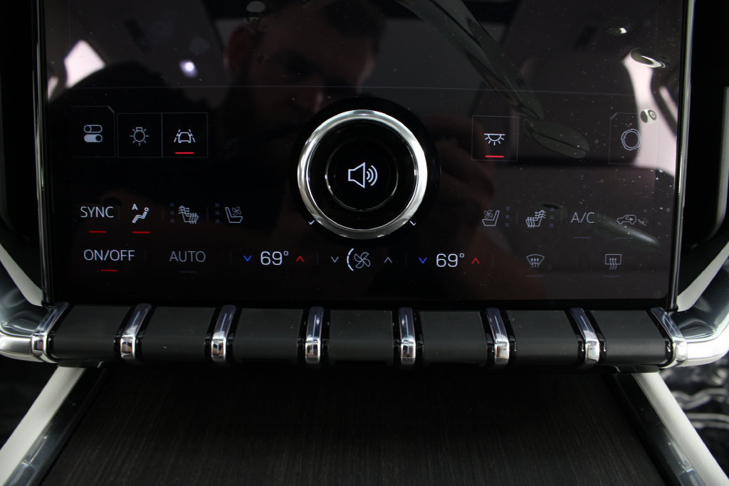 New 2027 GMC Acadia Denali AWD/4WD image 8