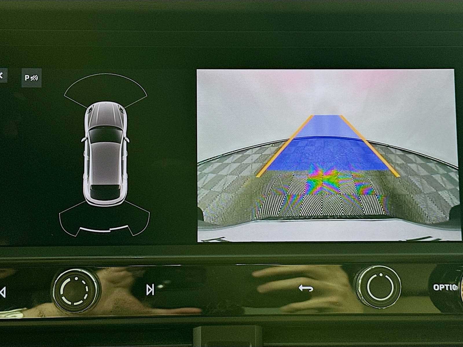 Certified 2023 Porsche Macan S AWD/4WD image 19