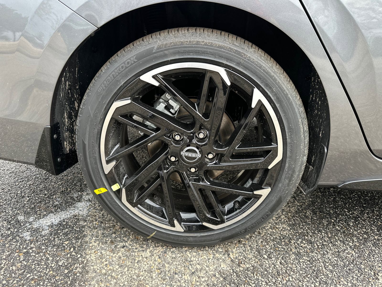 New 2026 Nissan Sentra SR w/ SR Premium Package image 18