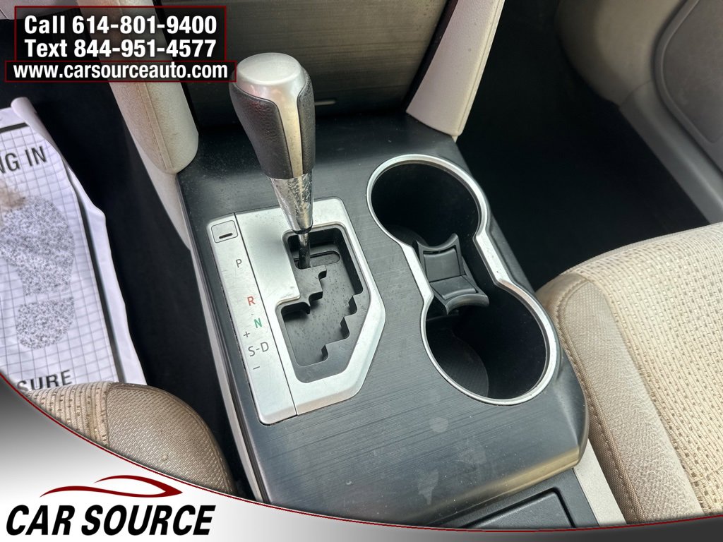 Used 2012 Toyota Camry LE image 21